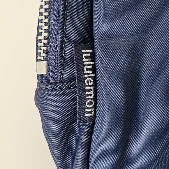 NWT LULULEMON TRNV/SLVR Blue Silver Everywhere Belt Bag Metal Hardware Large 2L - Picture 6 of 15